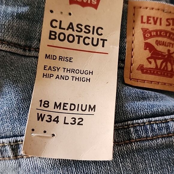 Levi's Classic Bootcut Embroidered Jeans 18 NWT - Picture 7 of 7